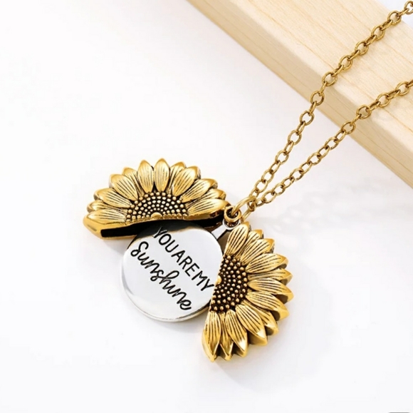 You are my shineshine Sunflower Necklaces - Picture 1 of 4